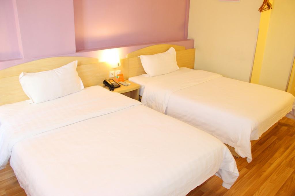 7Days Inn Heyuan Cultrual Palace Renren Le Exterior foto